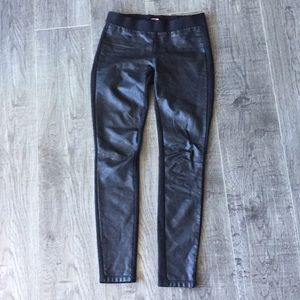 Faux leather skinny pants